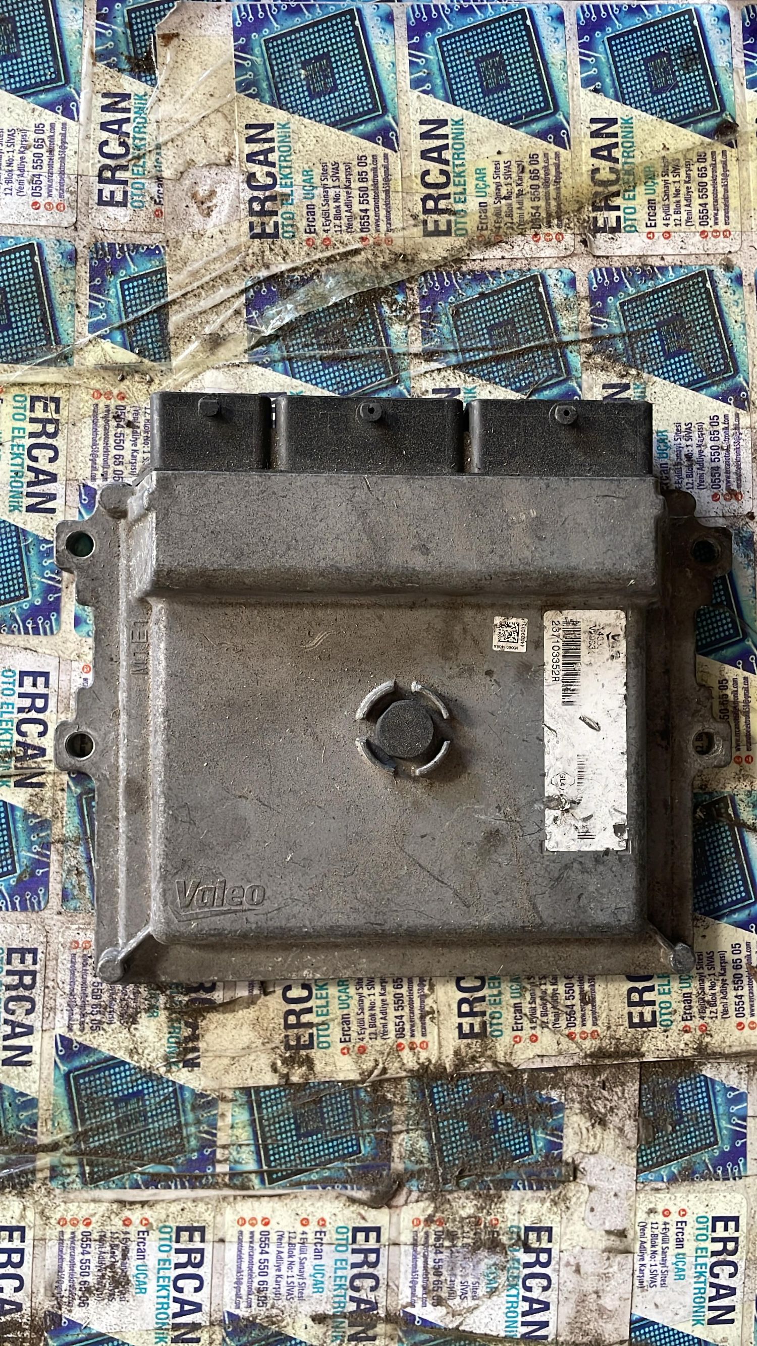 237103352r Renault Captur 1.2 Motor Beyni 